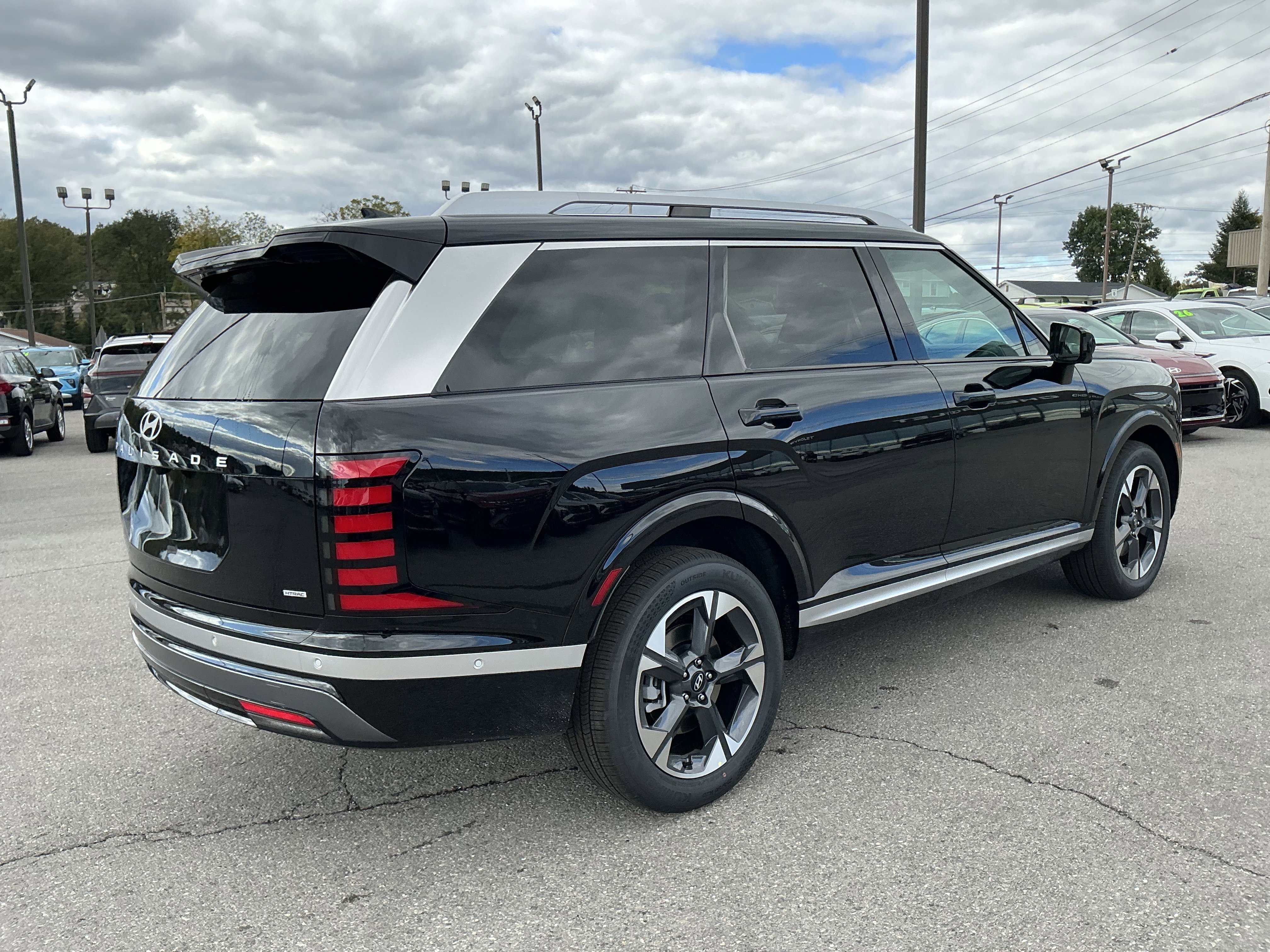 New 2026 Hyundai Palisade Limited video 3