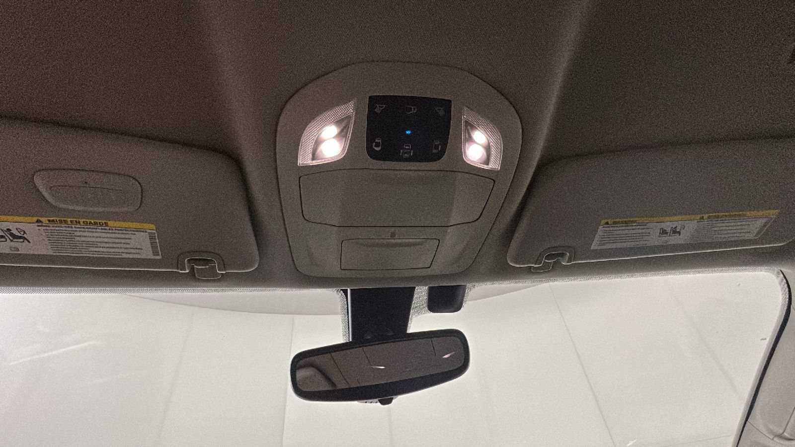 Used 2018 Chrysler Pacifica Touring-L FWD image 29