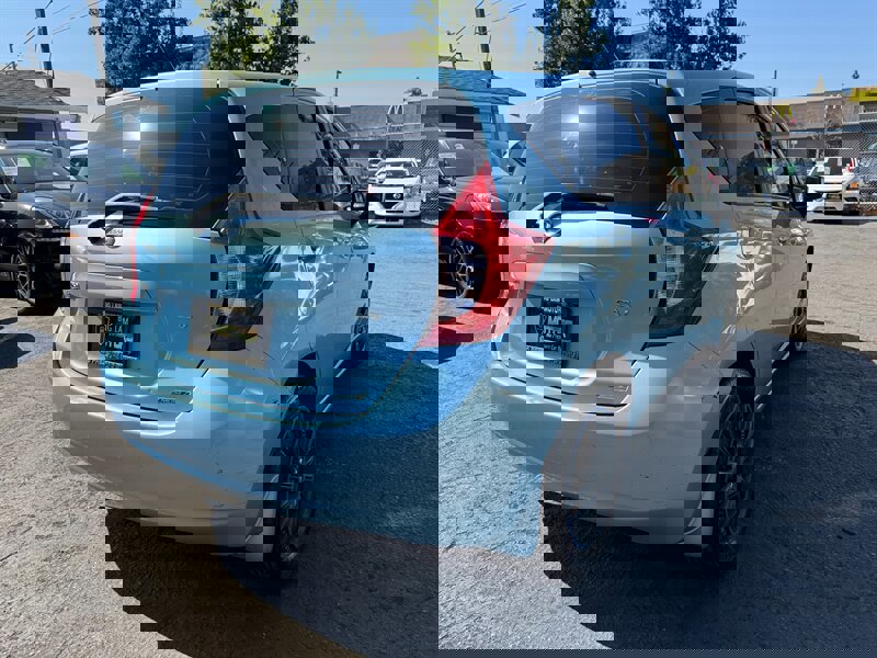 Used 2015 Nissan Versa Note SV image 5