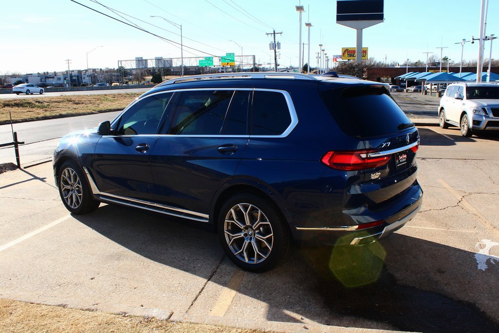 Used 2021 BMW X7 xDrive40i w/ Parking Assistance Package image 12