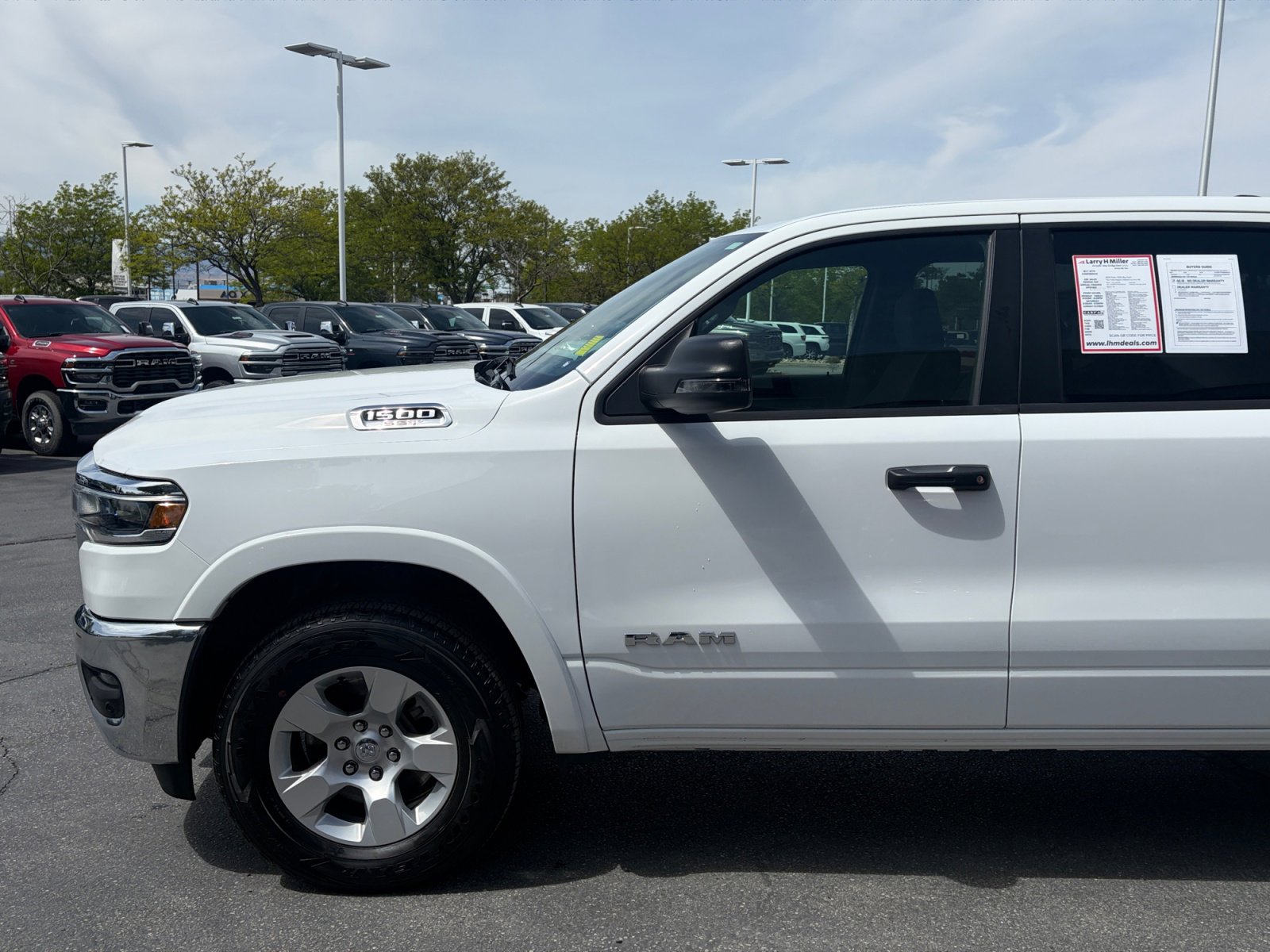 Used 2025 RAM 1500 Big Horn AWD/4WD image 9