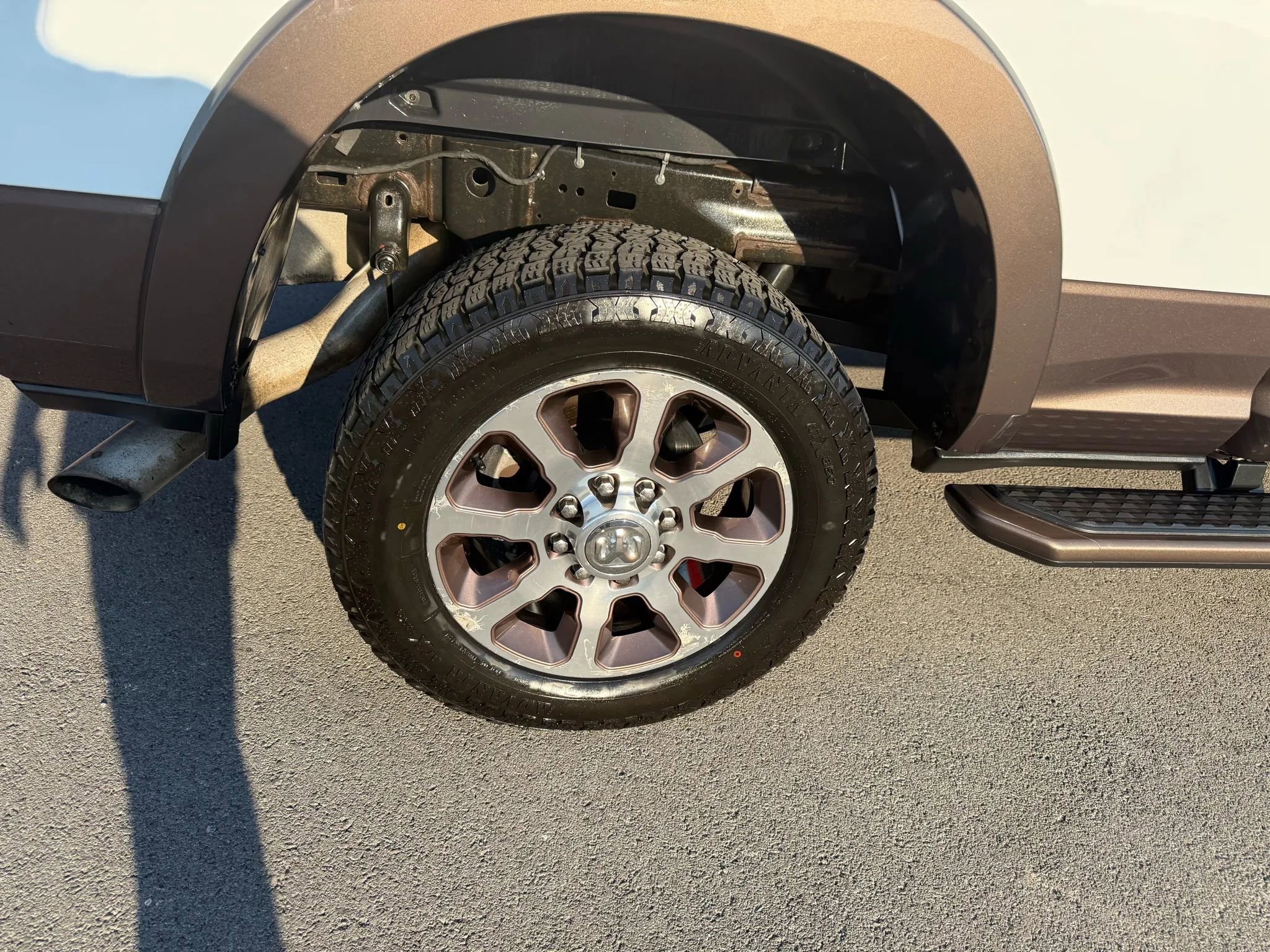 Used 2022 RAM 2500 Limited w/ Safety Group image 20