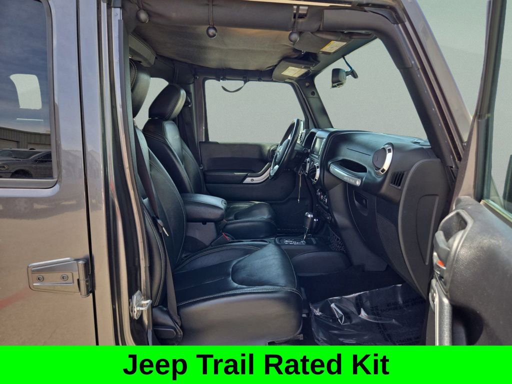 Used 2016 Jeep Wrangler Unlimited Rubicon image 18