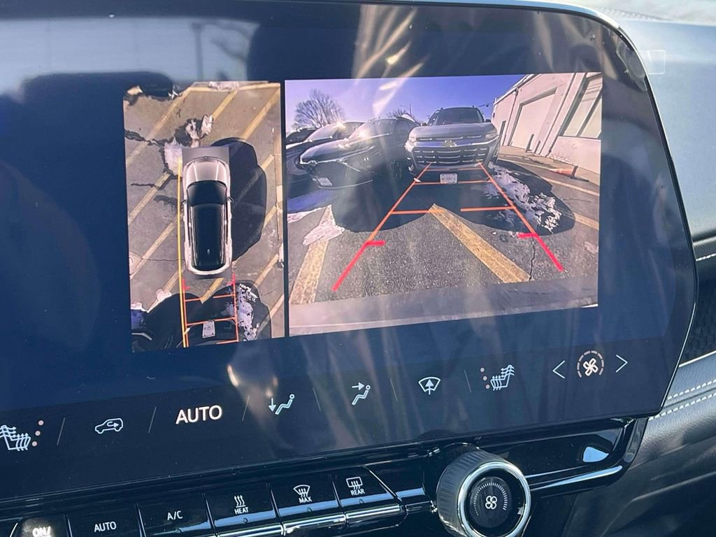 New 2026 Chevrolet Blazer EV LT AWD/4WD image 17