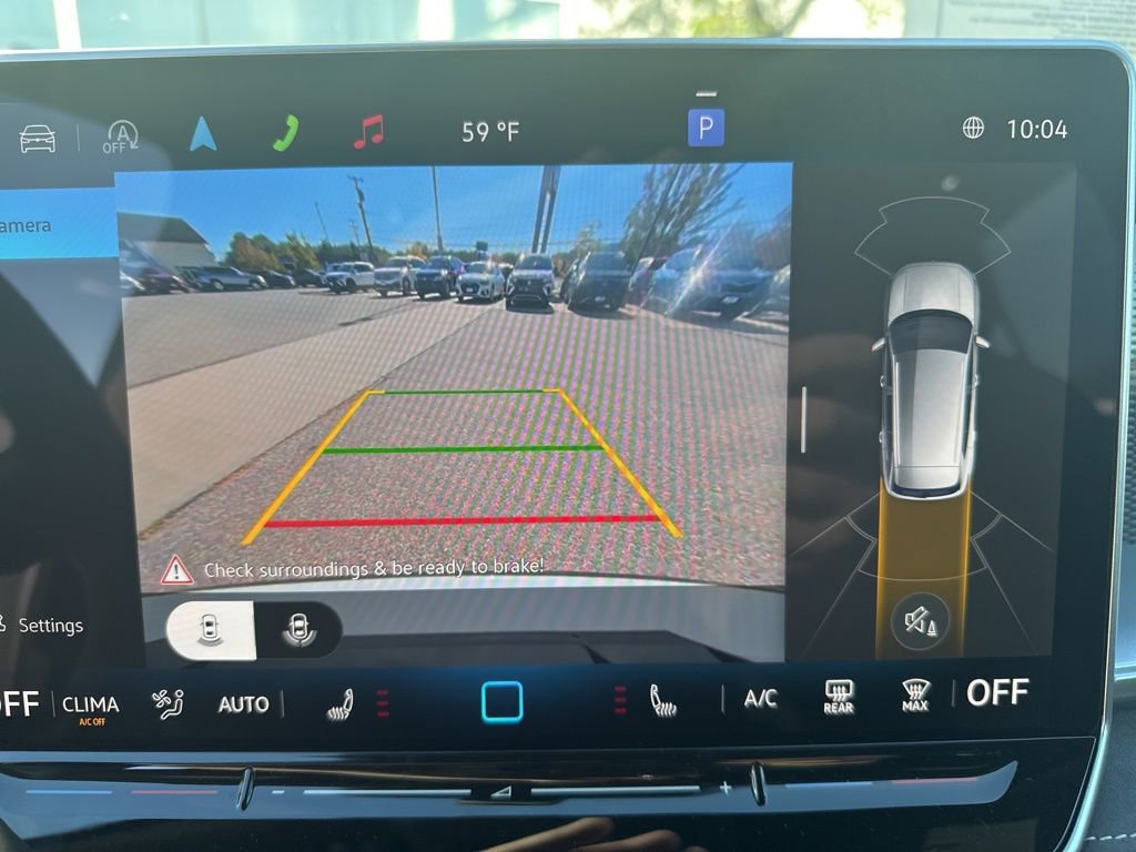 New 2025 Volkswagen Tiguan SE R-Line image 19