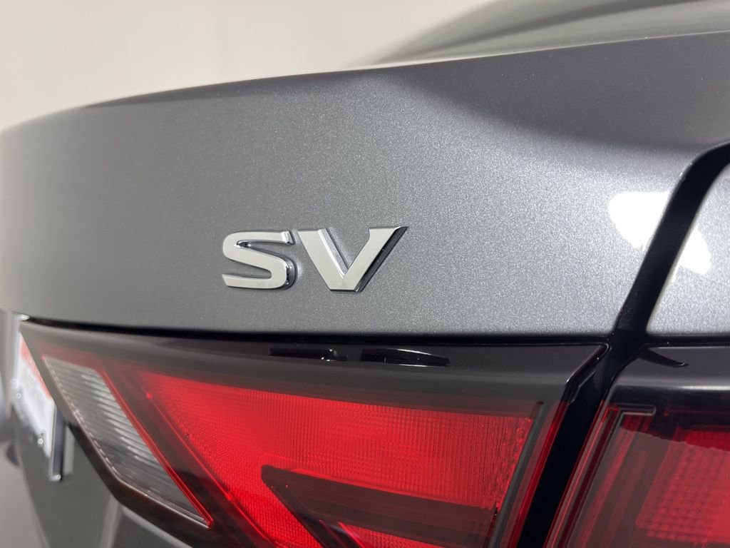 Used 2024 Nissan Sentra SV image 4