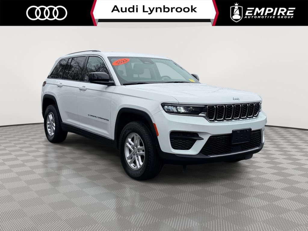 Used 2023 Jeep Grand Cherokee Laredo AWD/4WD video 1