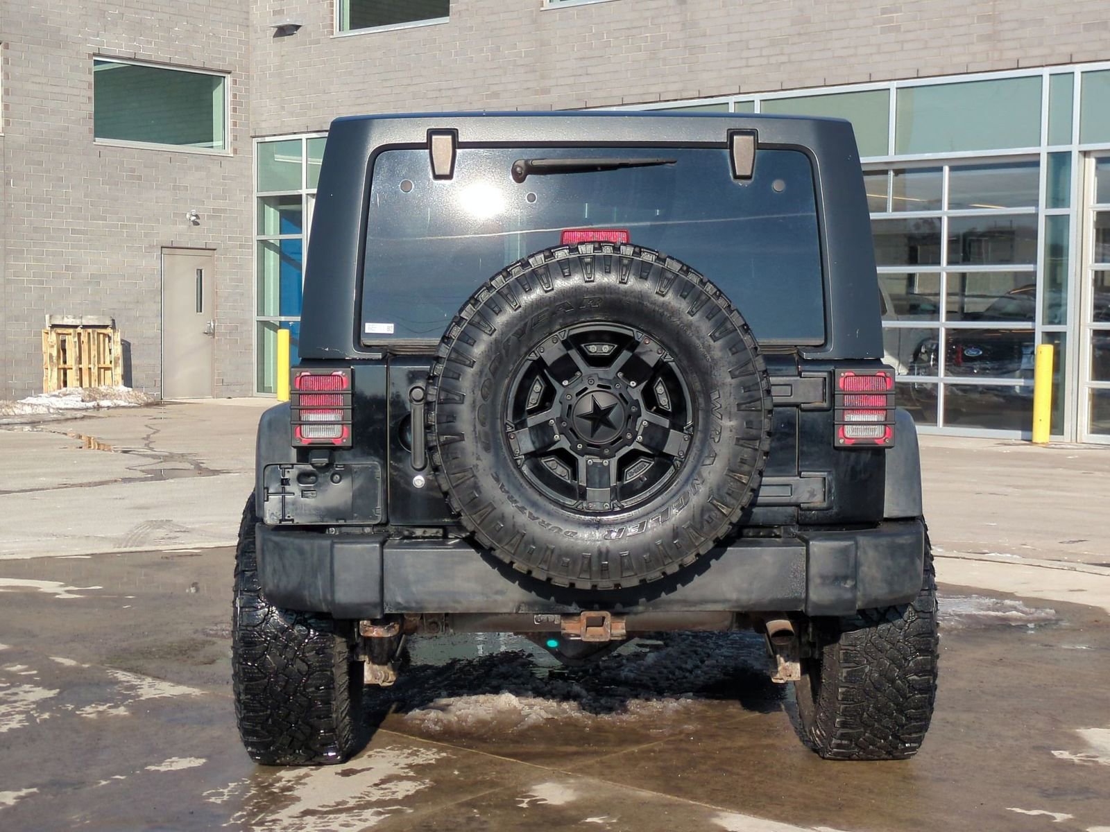 Used 2012 Jeep Wrangler Unlimited Sport image 6