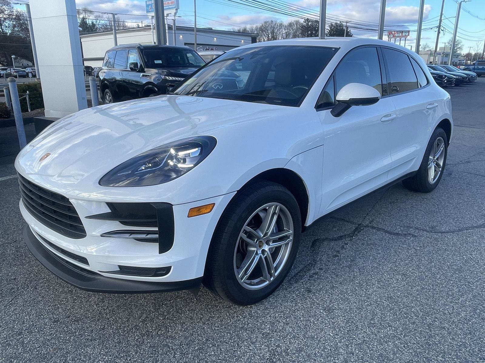 Used 2021 Porsche Macan image 7