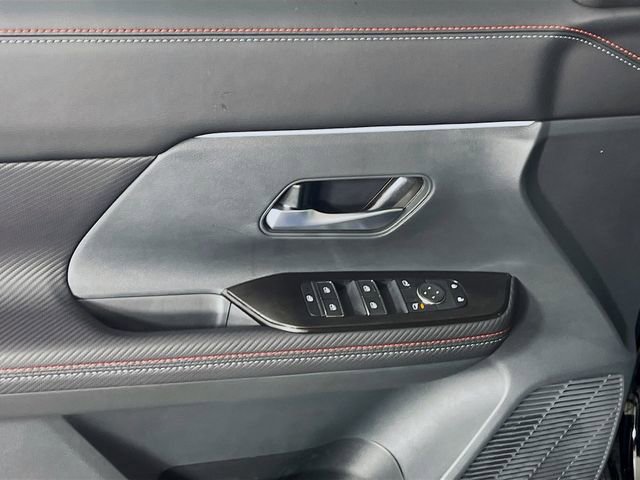 New 2026 Nissan Kicks SR image 17