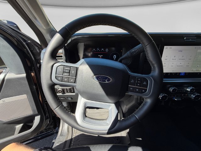Certified 2025 Ford F350 Lariat w/ Black Appearance Package AWD/4WD image 13