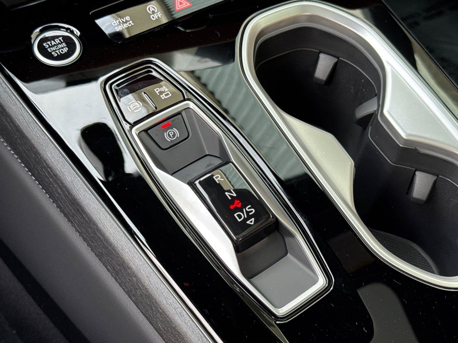 New 2026 Audi A6 Premium Plus AWD/4WD image 20