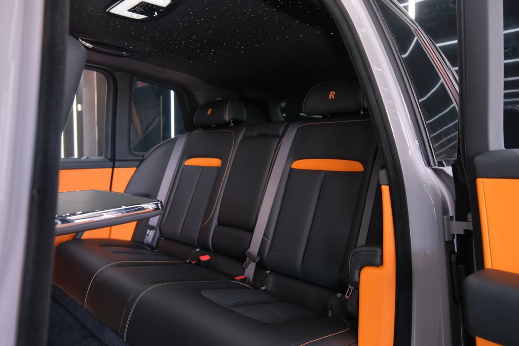 Used 2026 Rolls-Royce Cullinan AWD/4WD image 43