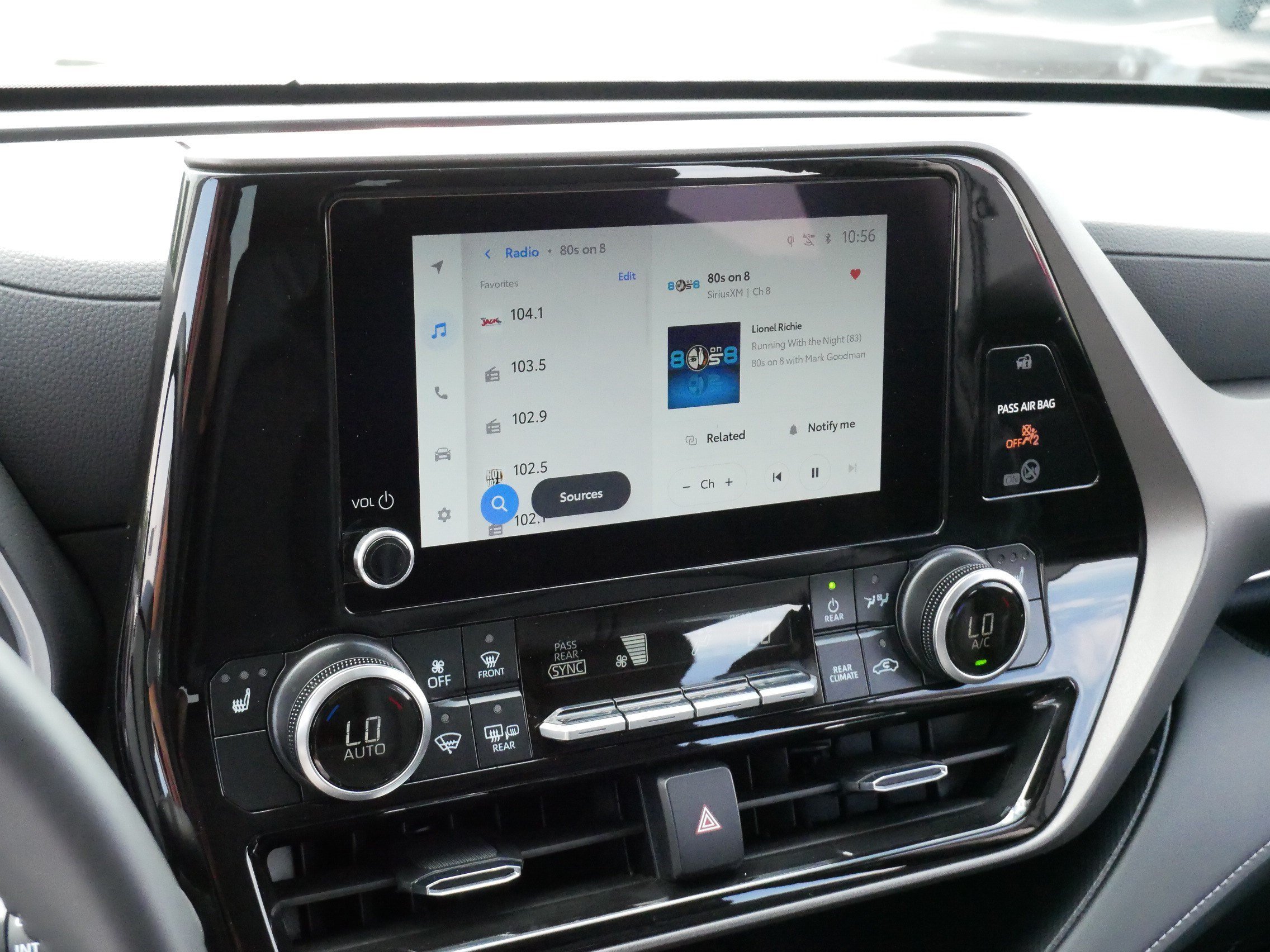 Certified 2025 Toyota Highlander XLE AWD/4WD image 22