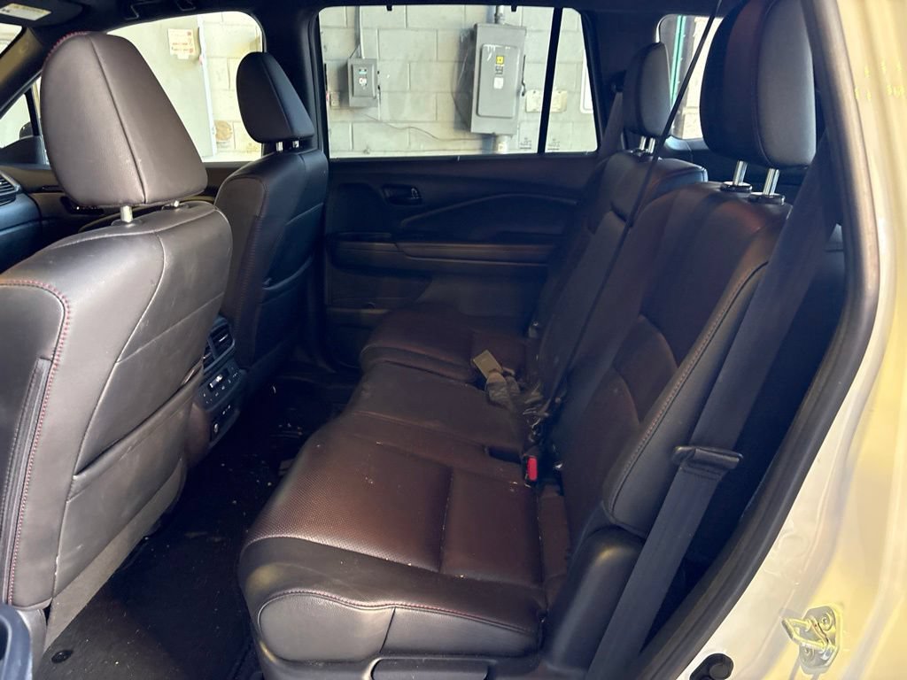 Used 2024 Honda Passport Black Edition image 9