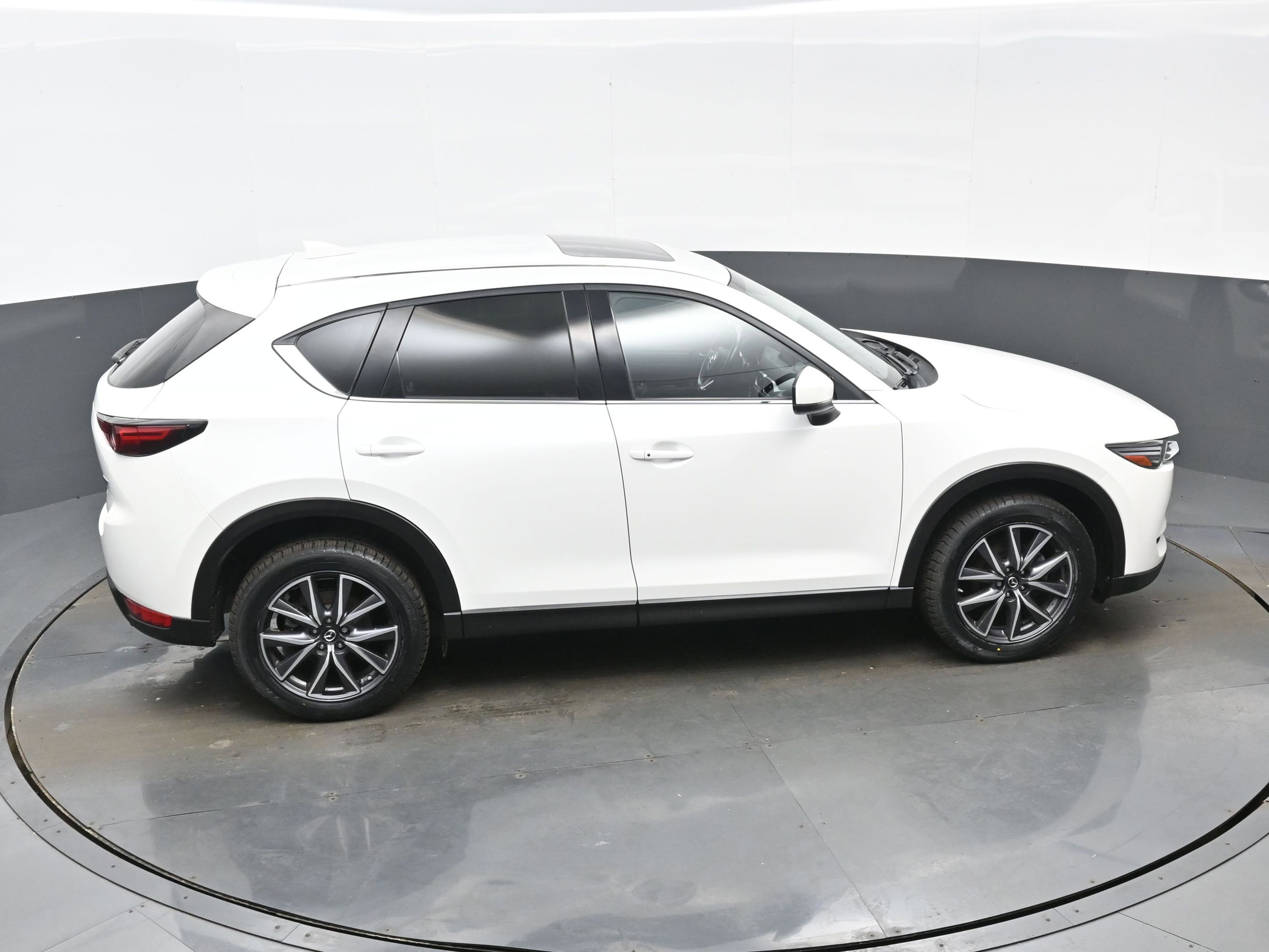 Used 2018 MAZDA CX-5 Grand Touring w/ Premium Package image 39