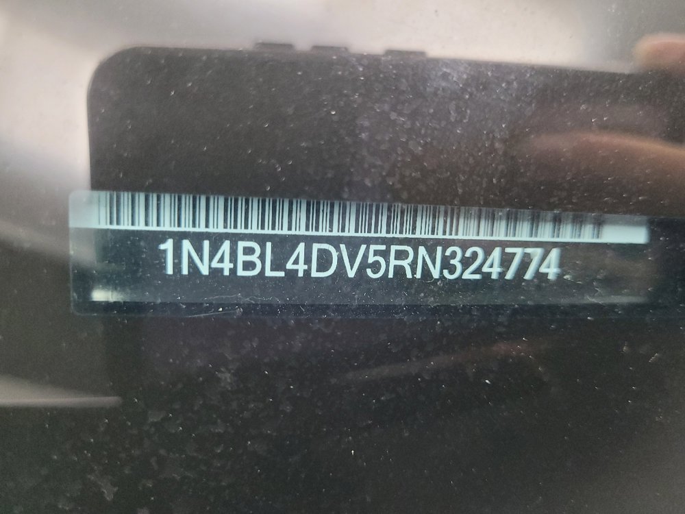 Used 2024 Nissan Altima 2.5 SV image 33