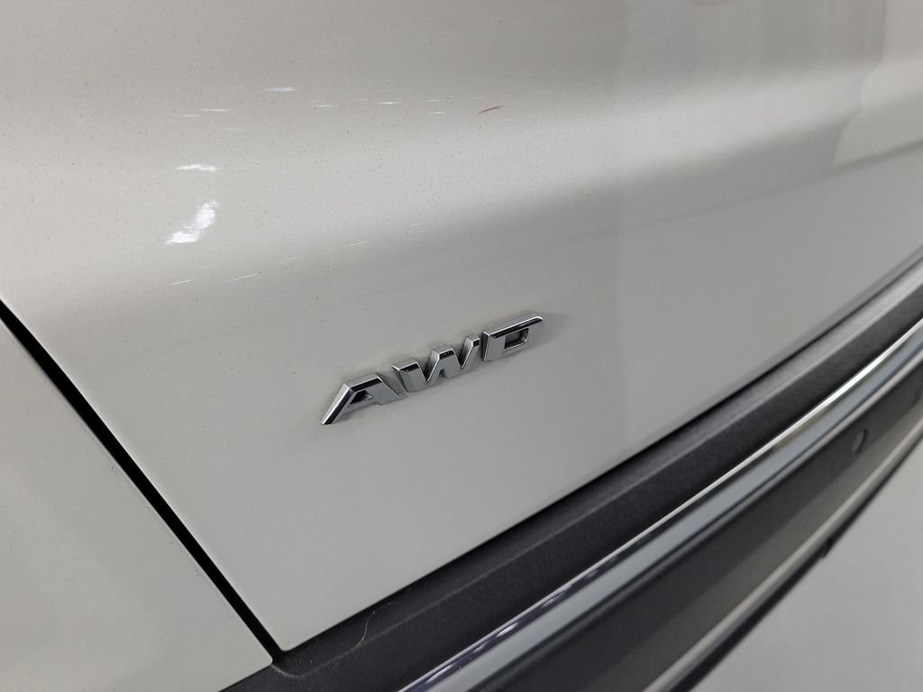 Certified 2023 Cadillac XT5 Premium Luxury AWD/4WD image 5