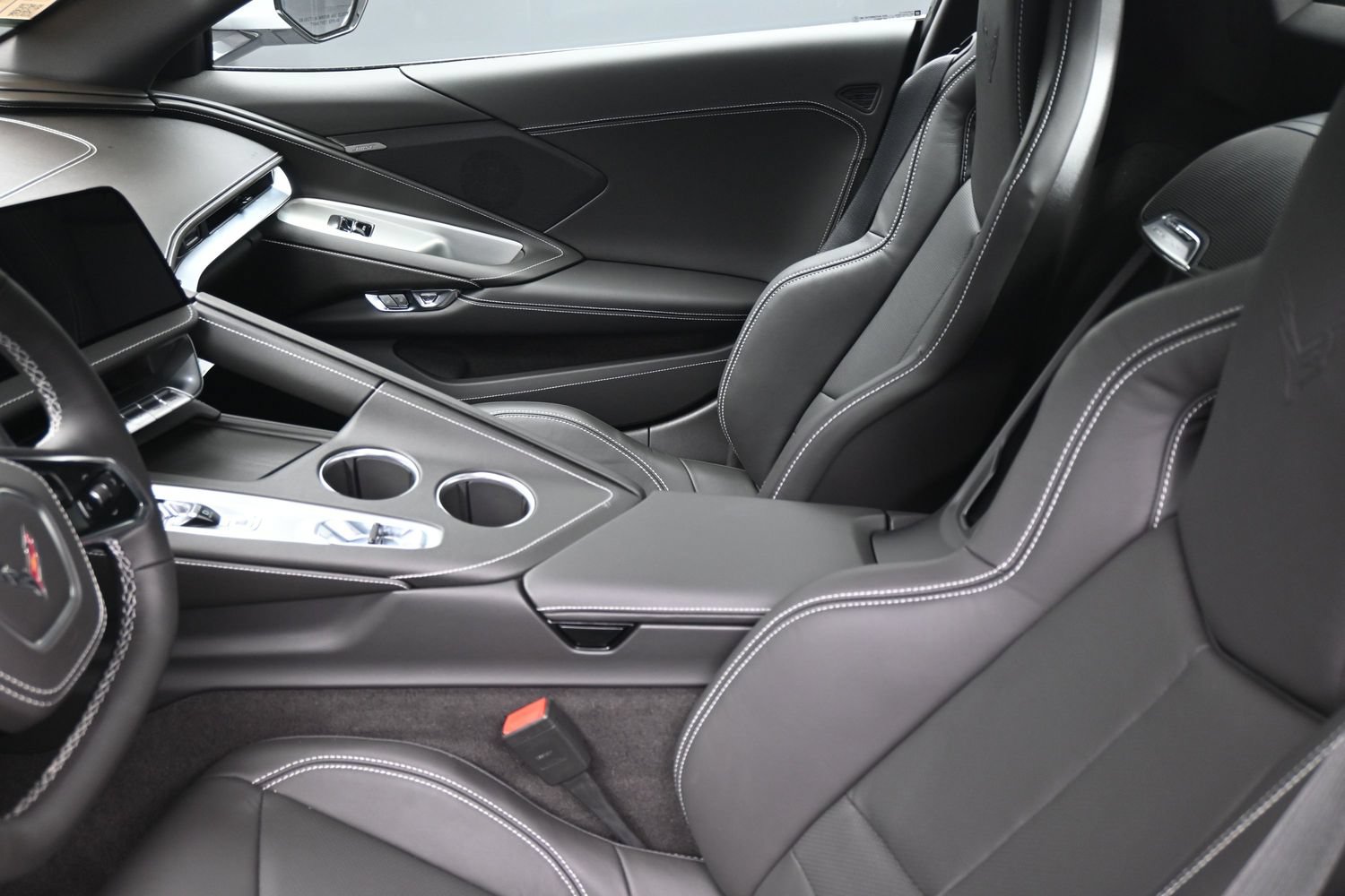 Used 2026 Chevrolet Corvette Stingray Convertible w/ Battery Protection Package RWD image 18