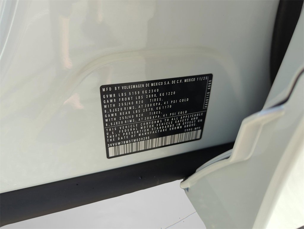 Used 2026 Volkswagen Tiguan SEL R-Line image 45