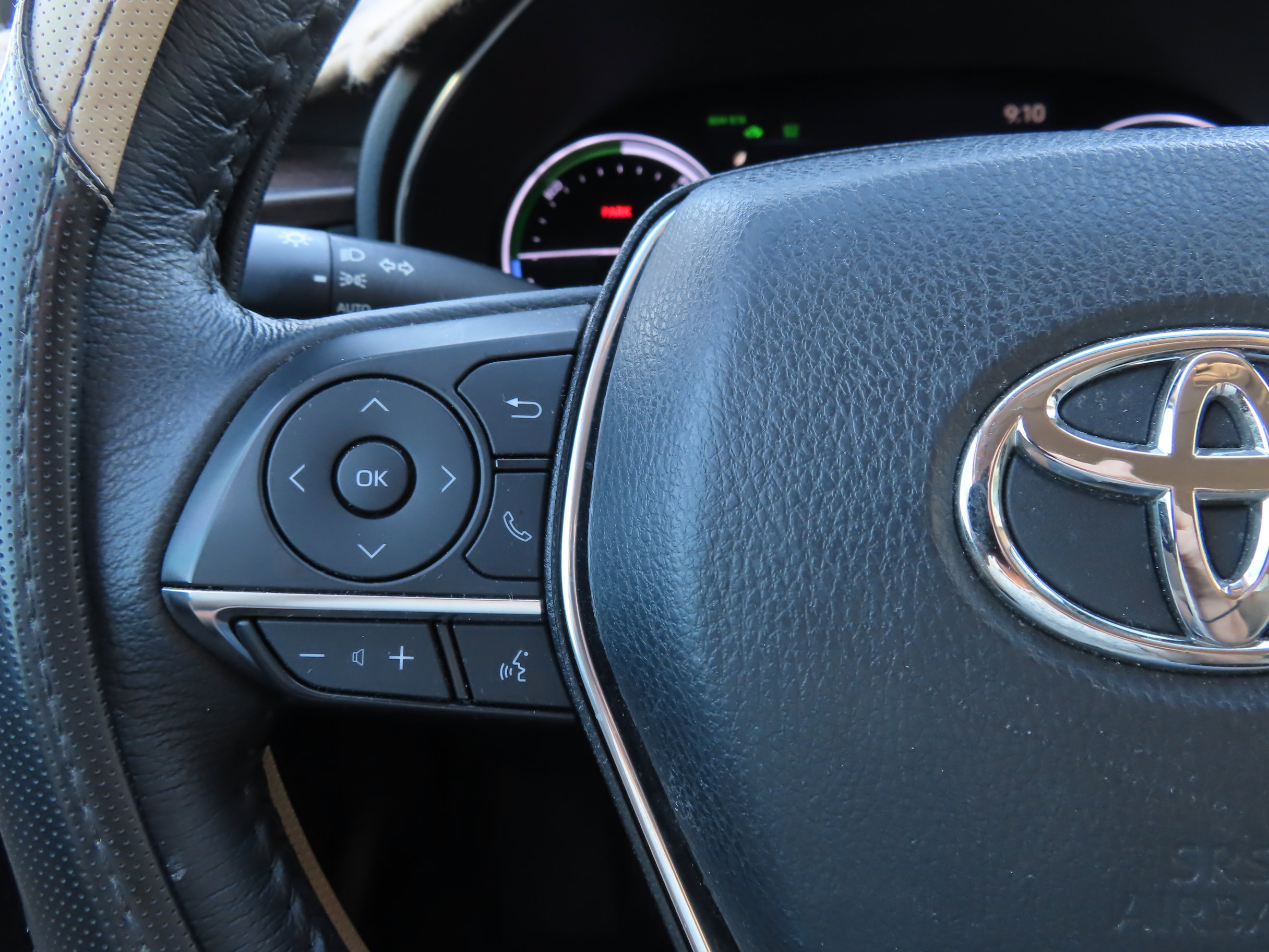 Used 2021 Toyota Avalon XLE image 20