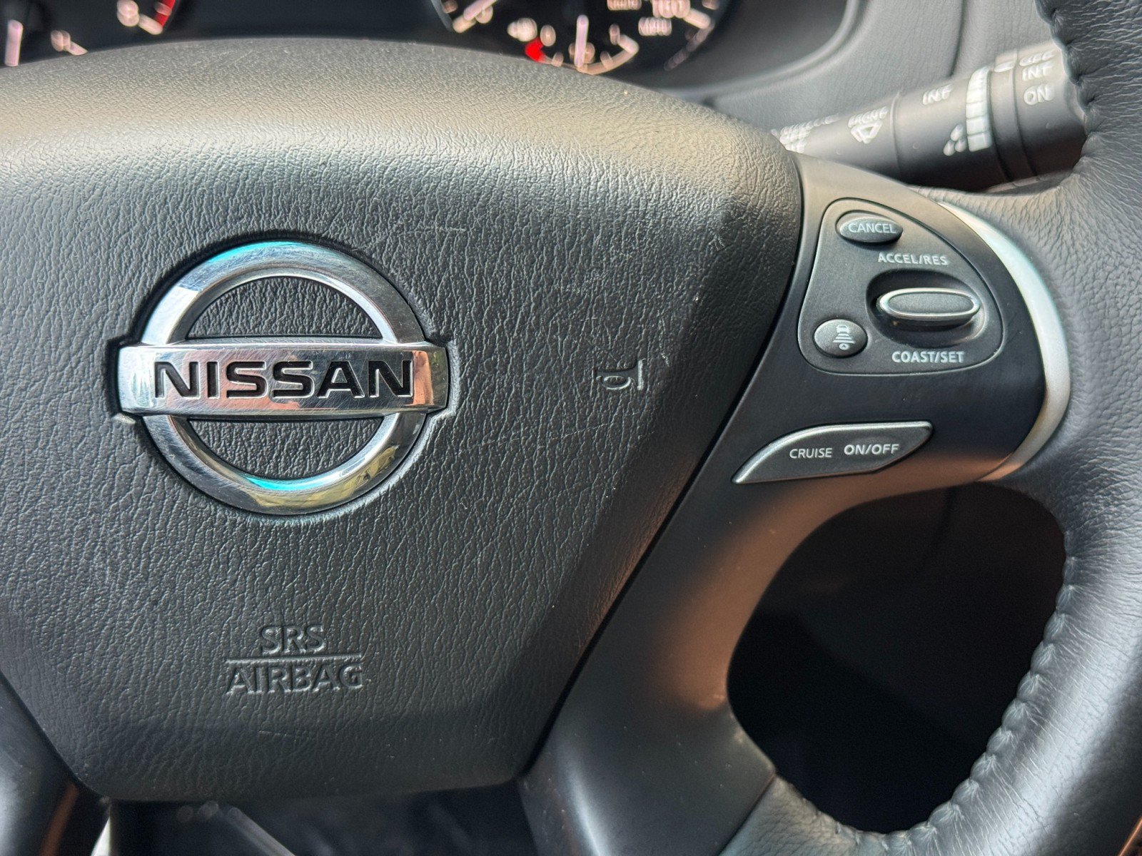 Used 2019 Nissan Pathfinder SL AWD/4WD image 21