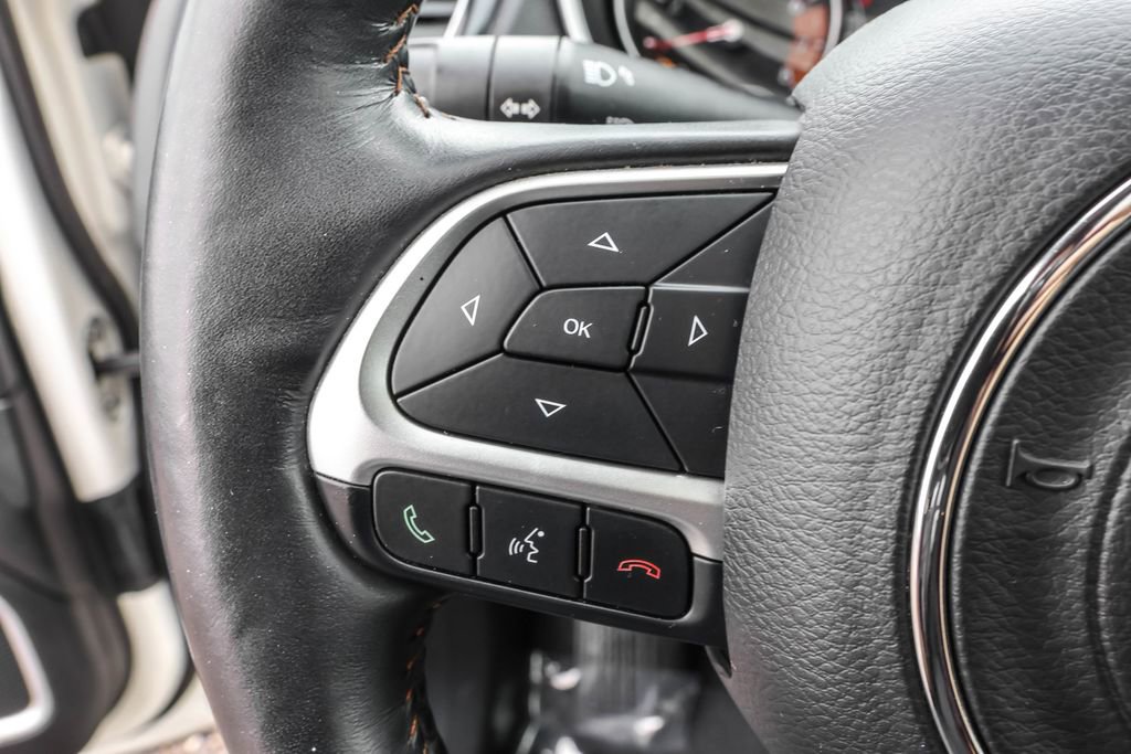 Used 2018 Jeep Compass Limited w/ Navigation Group image 21