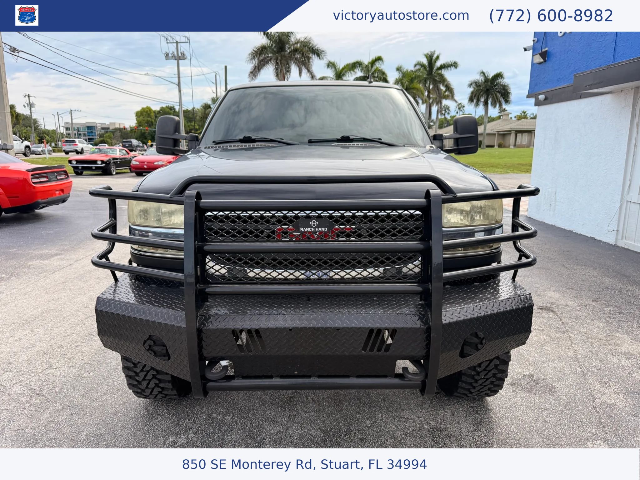Used 2006 GMC Sierra 2500 SLE w/ Heavy-Duty Power Package AWD/4WD image 2