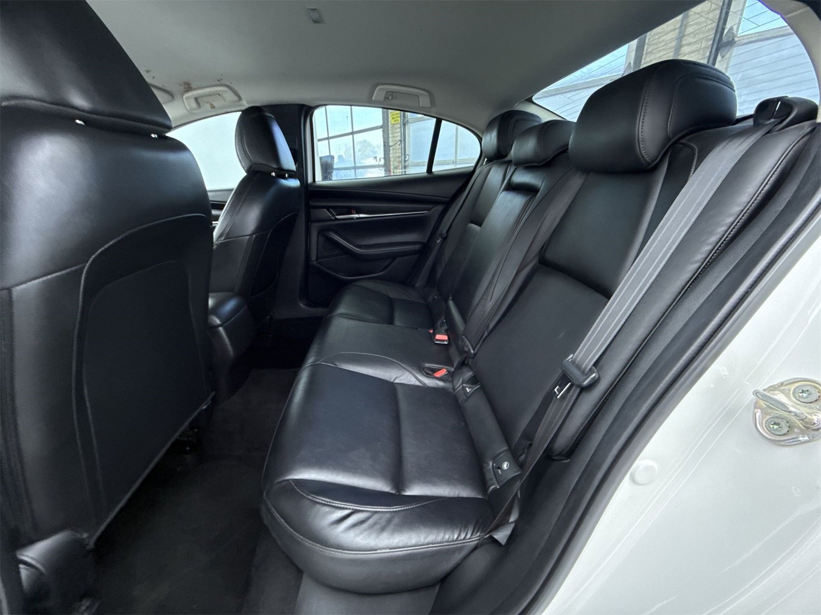 Used 2020 MAZDA MAZDA3 Sedan w/ Select Package image 38