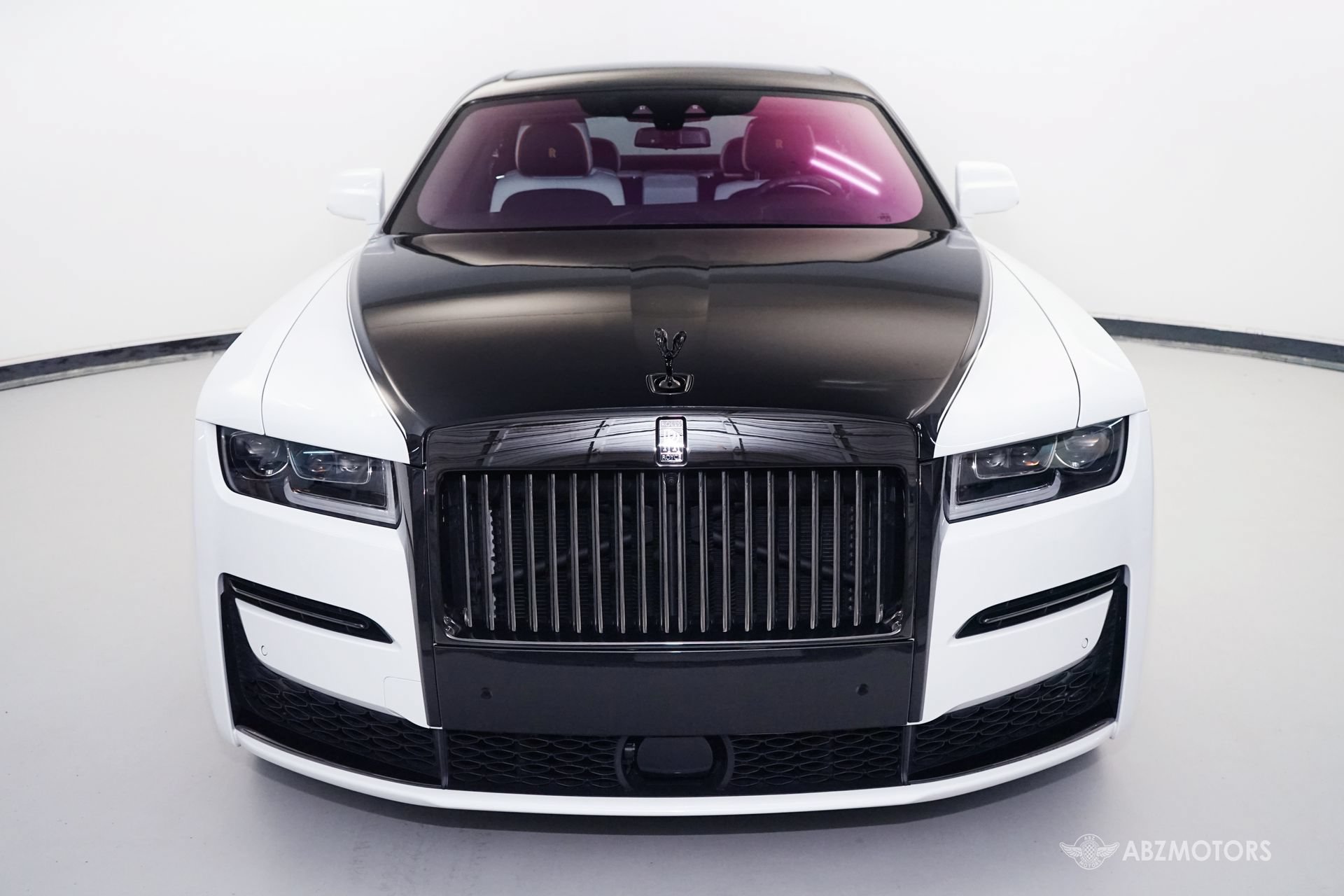 Used 2023 Rolls-Royce Ghost Black Badge w/ Black Badge Ghost Package AWD/4WD image 3