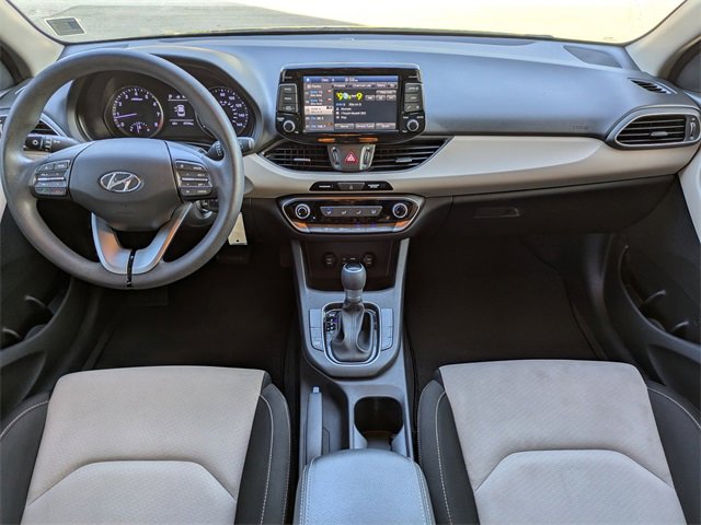 Used 2018 Hyundai Elantra GT image 15