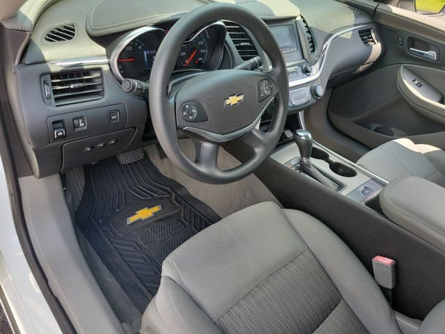 Used 2017 Chevrolet Impala LS FWD image 3