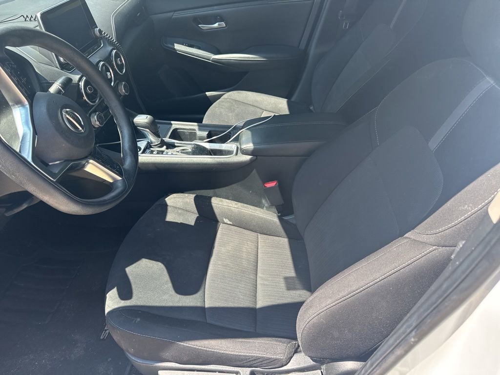 Used 2023 Nissan Sentra SV FWD image 9