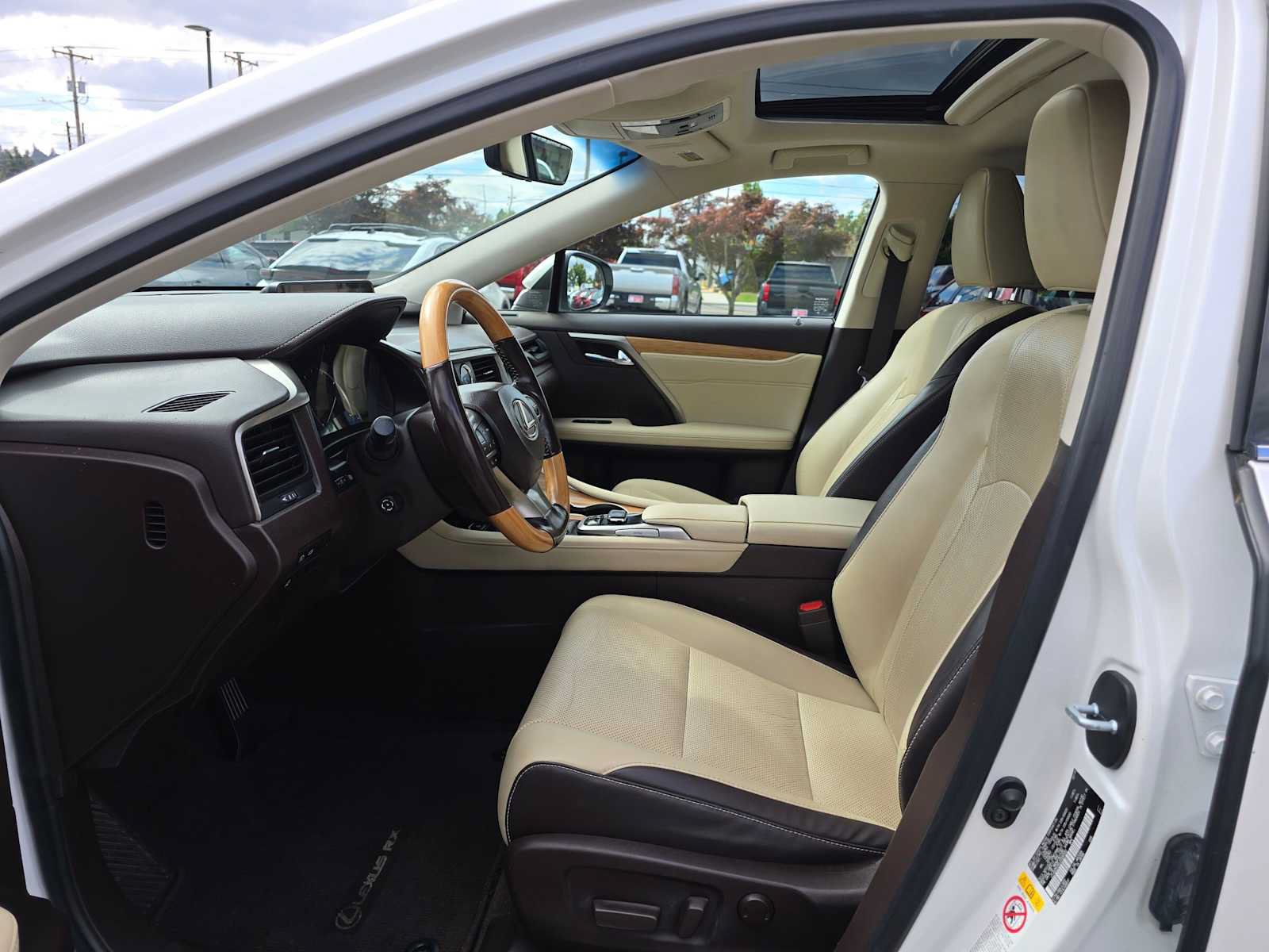 Used 2018 Lexus RX 350L AWD image 23