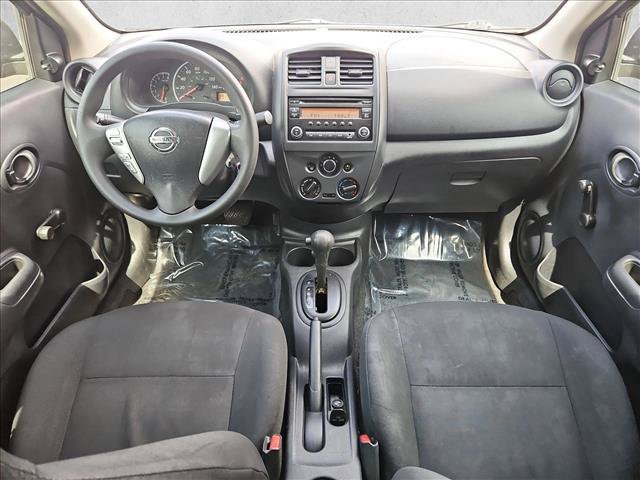 Used 2015 Nissan Versa S FWD image 23
