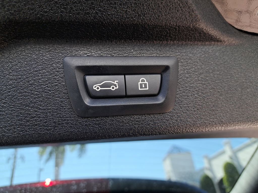 Used 2018 BMW X5 xDrive50i image 8