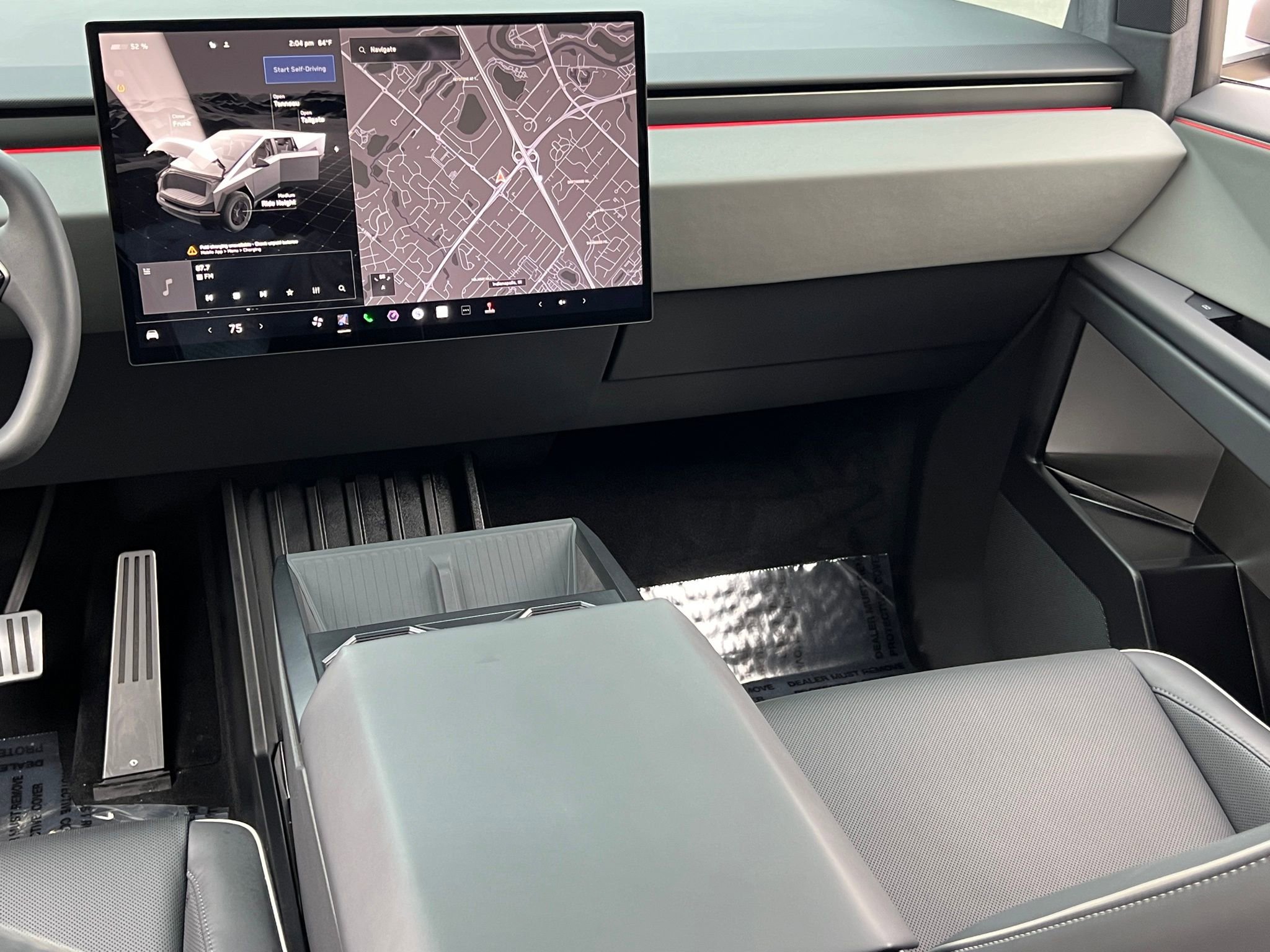 Used 2024 Tesla Cybertruck AWD Crew Cab image 25