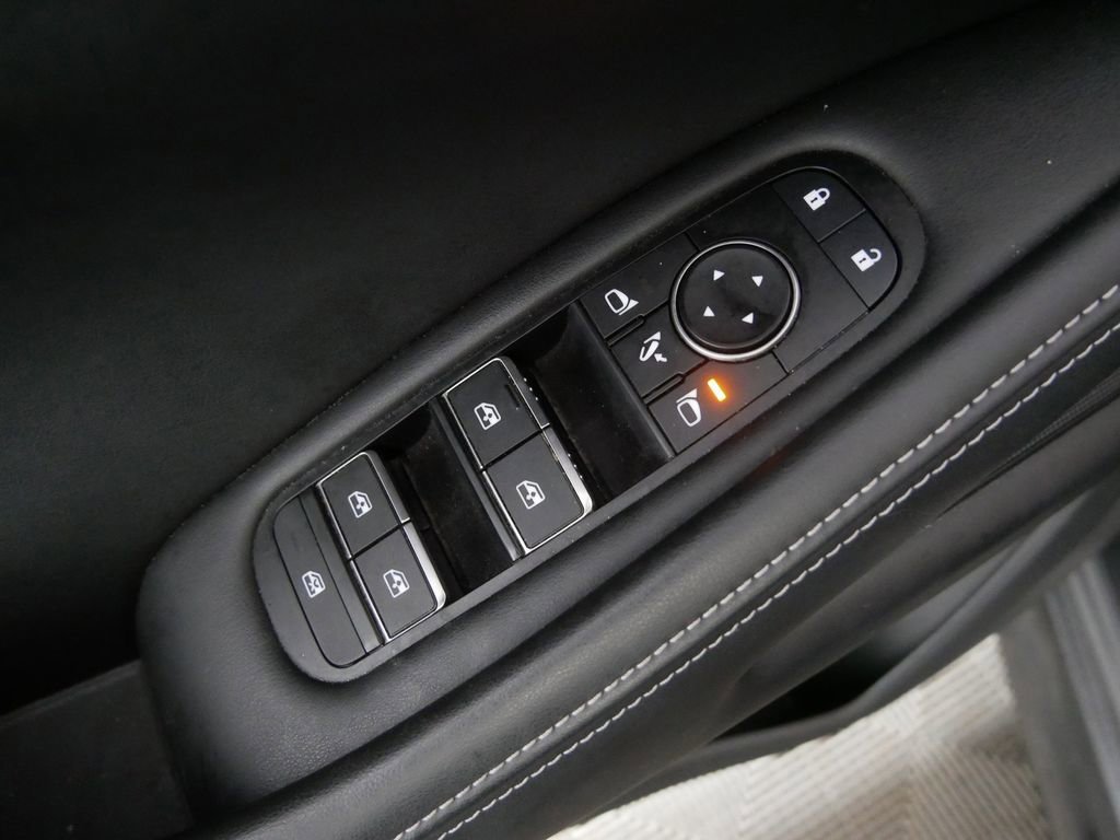 Used 2024 INFINITI QX60 Luxe image 15