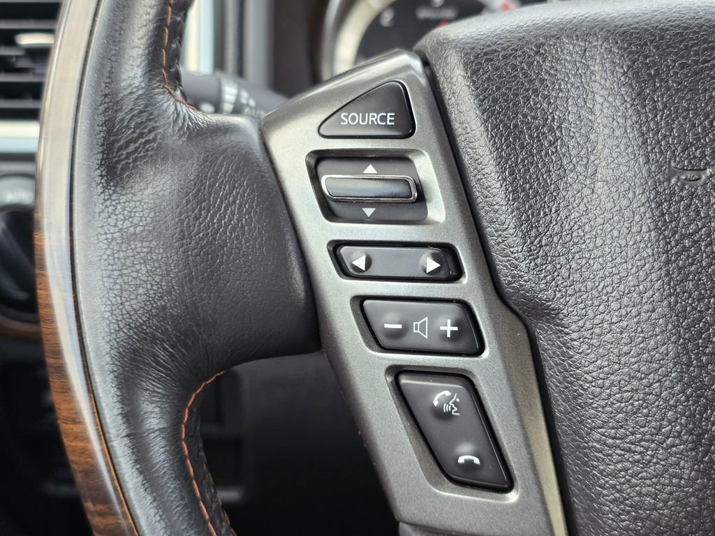 Used 2016 Nissan Titan Platinum Reserve image 30