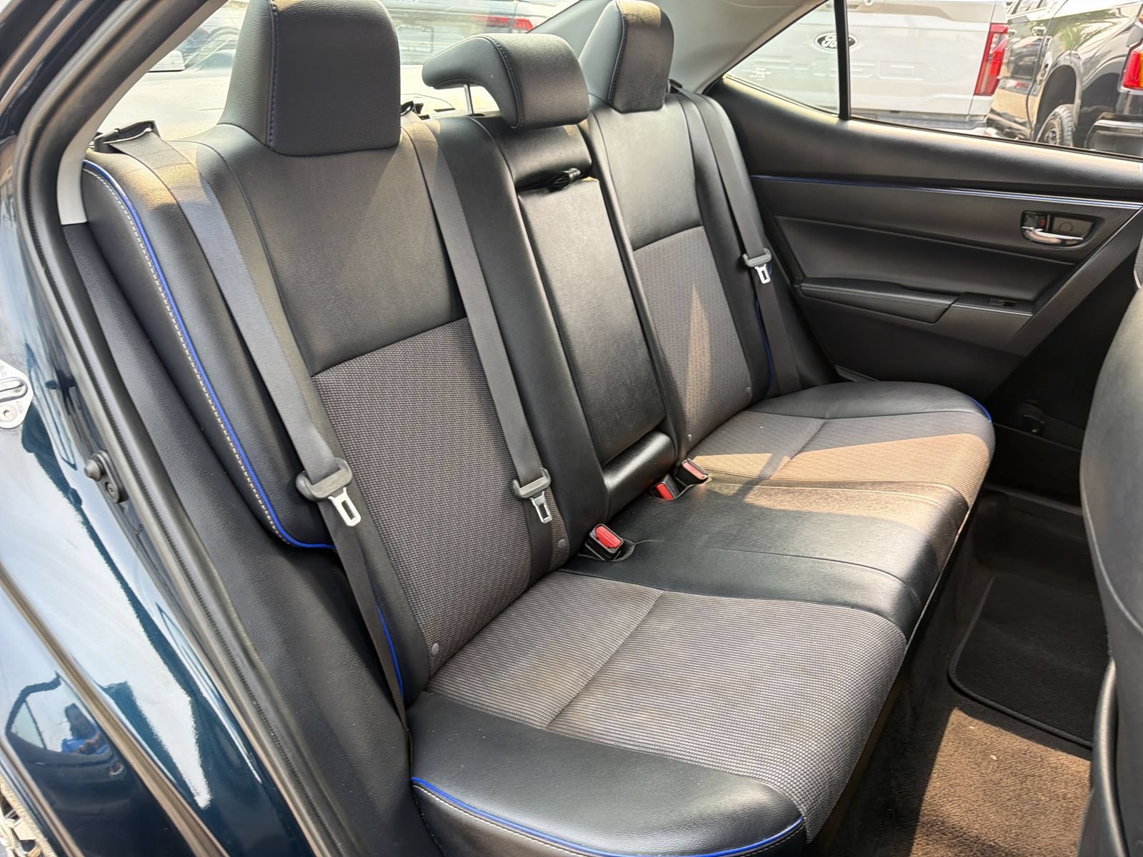 Used 2017 Toyota Corolla SE w/ Carpet Mat Package (TMS) FWD image 20