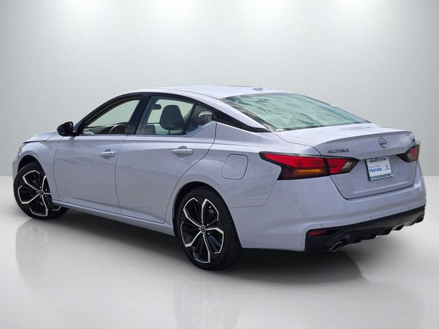 Used 2024 Nissan Altima 2.5 SR FWD image 6