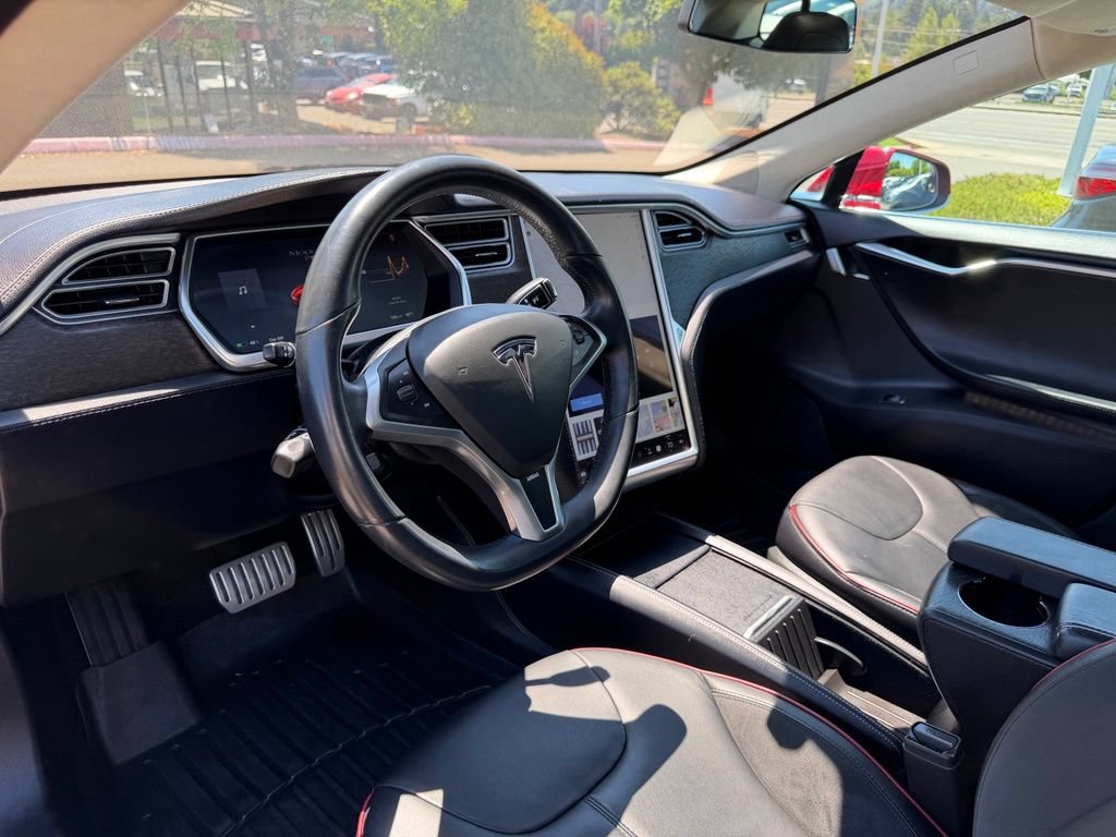 Used 2013 Tesla Model S Performance RWD image 15