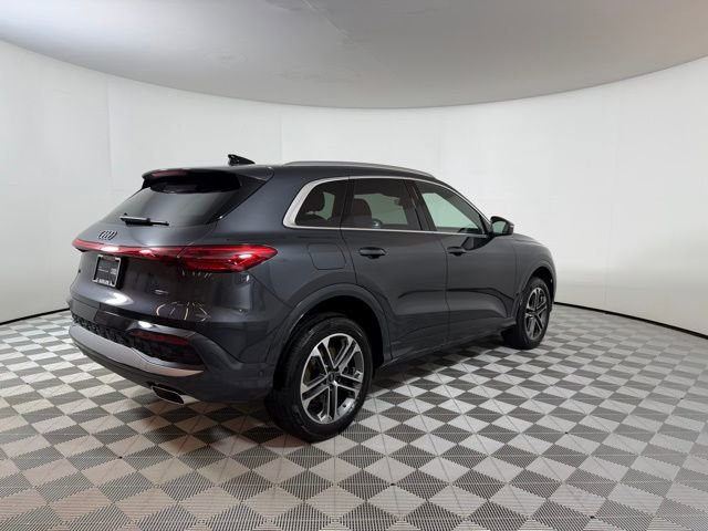 Used 2025 Audi Q5 Premium Plus w/ Premium Plus AWD/4WD image 6