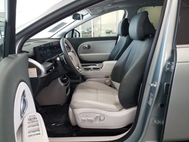 Used 2026 Hyundai Ioniq 9 Calligraphy AWD/4WD image 12