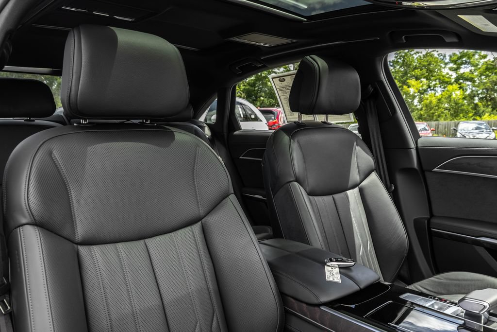 Used 2025 Audi A8 L 3.0T w/ Executive Package AWD/4WD image 37