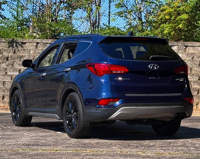 Used 2023 Hyundai Santa Fe SEL w/ Premium Package FWD image 7