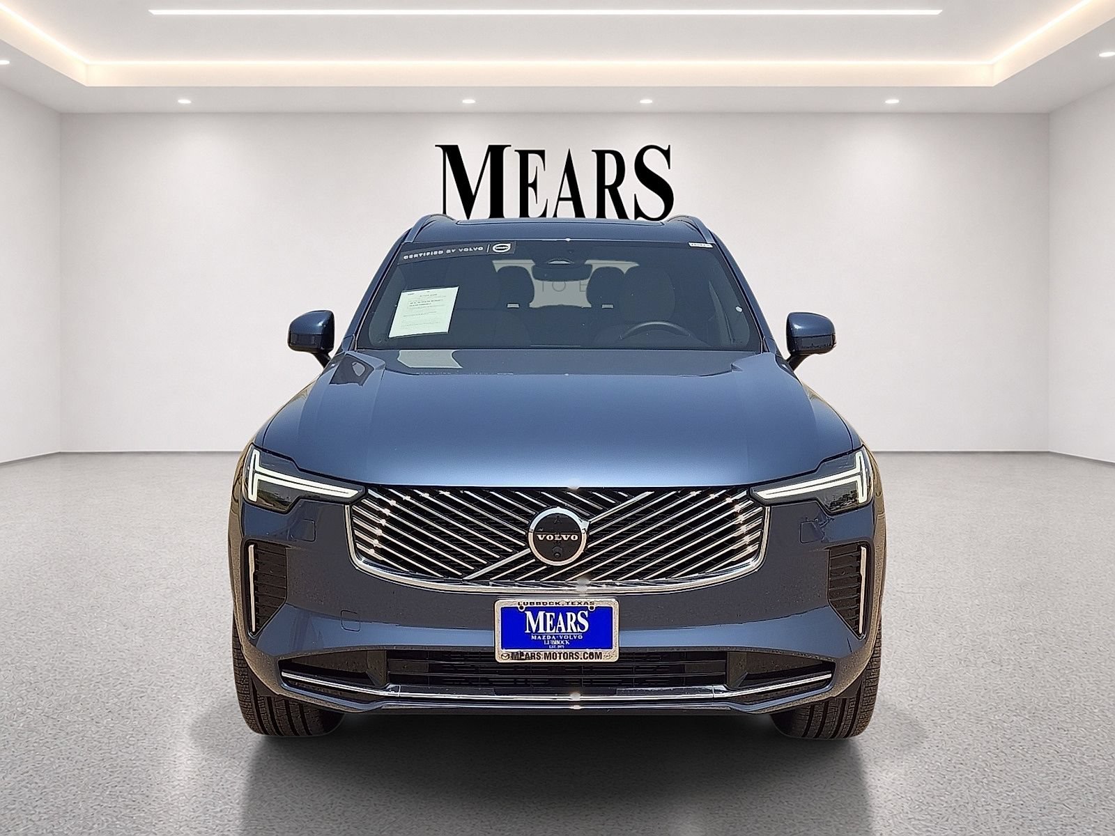 New 2026 Volvo XC90 B5 Plus w/ Protection Package Premier AWD/4WD image 8