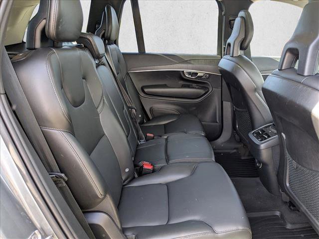 Used 2020 Volvo XC90 T5 Momentum w/ Protection Package Premier image 23