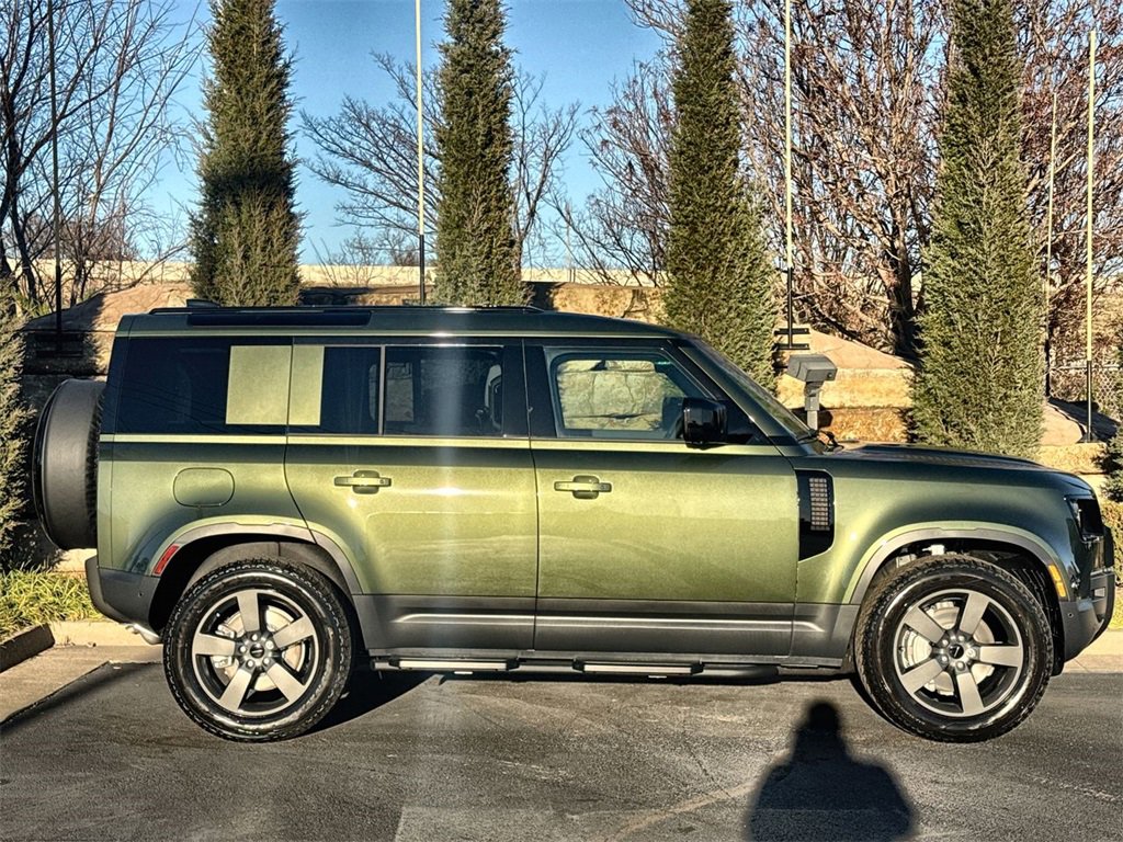 Used 2026 Land Rover Defender 110 S image 6