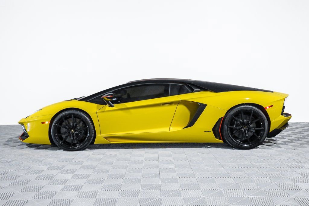 Used 2016 Lamborghini Aventador LP 700-4 AWD/4WD image 15